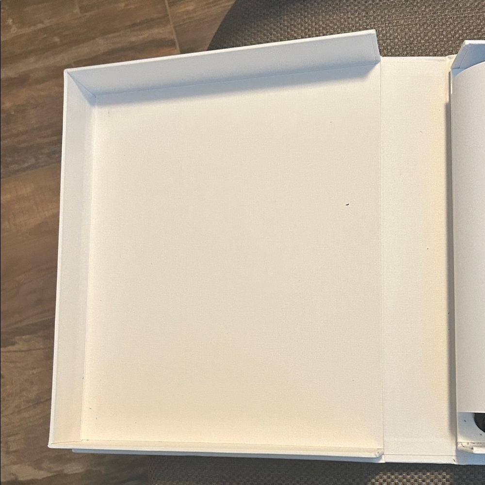 Hello Beautiful Photo Album - Picture 4 of 4